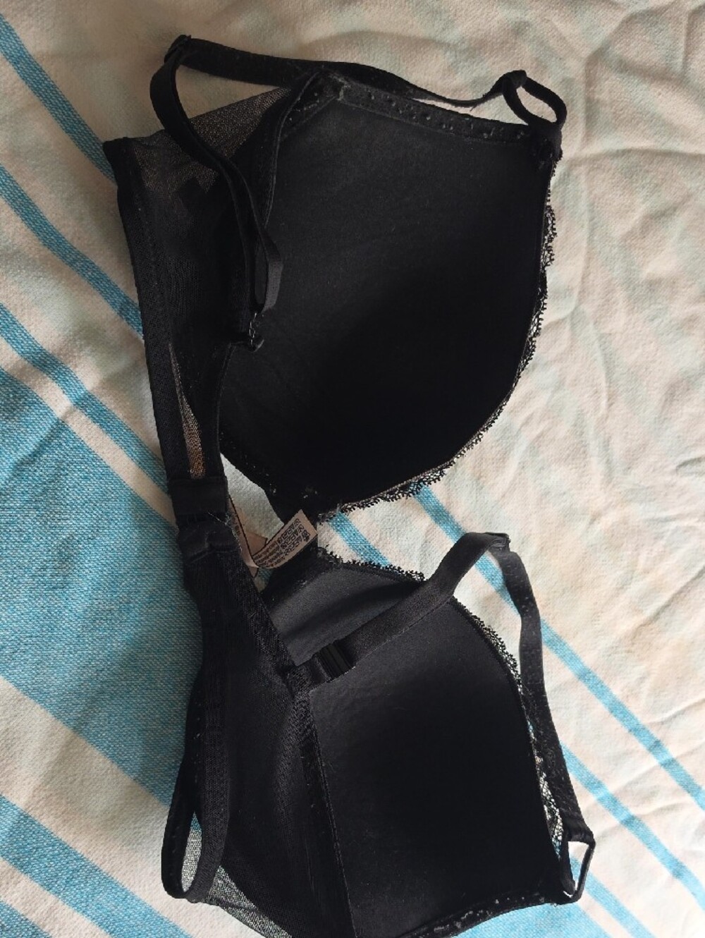 Women's Black Lace Push-Up Bra - Classic Support - Picture 5 of 7